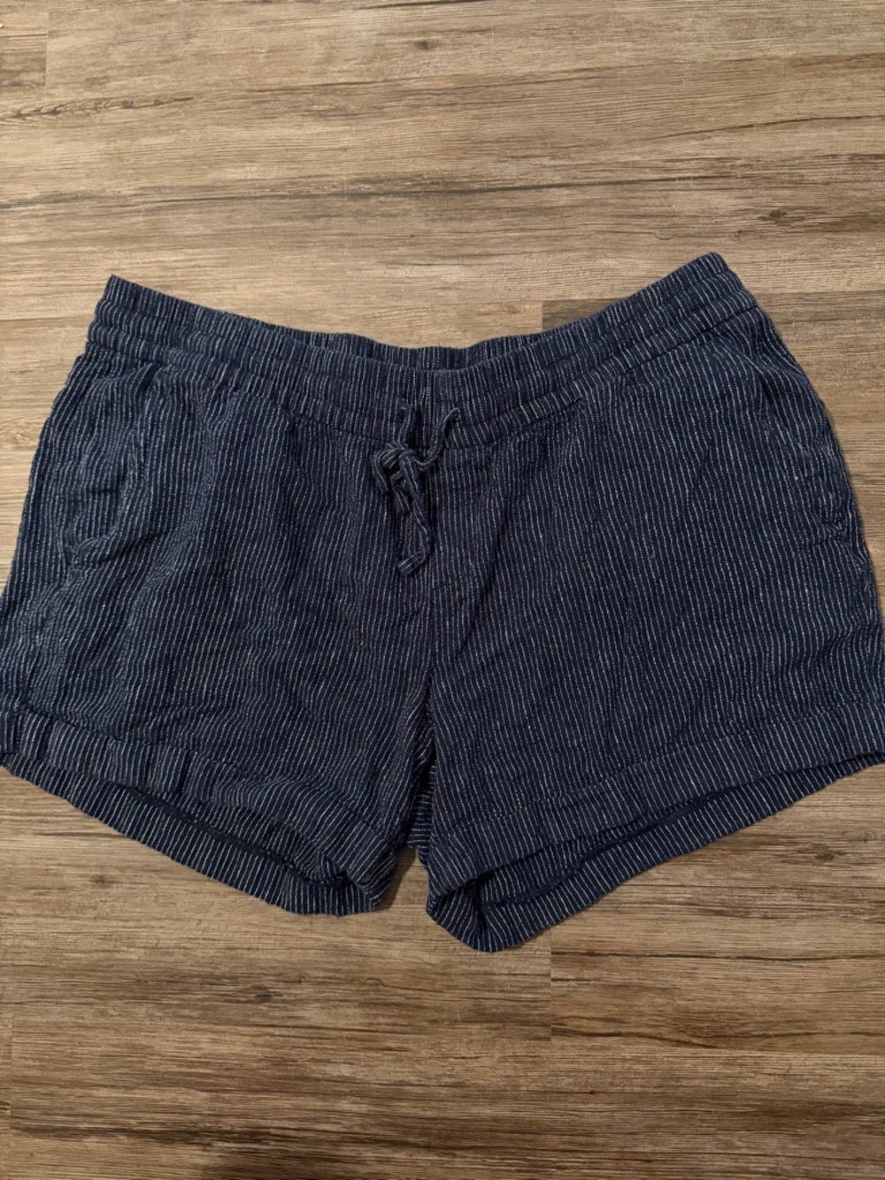 Old Navy Navy Pinstripe Athletic Shorts